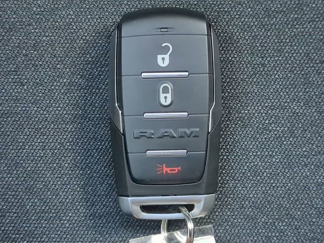 Used 2020 RAM 1500 Big Horn RWD image 33