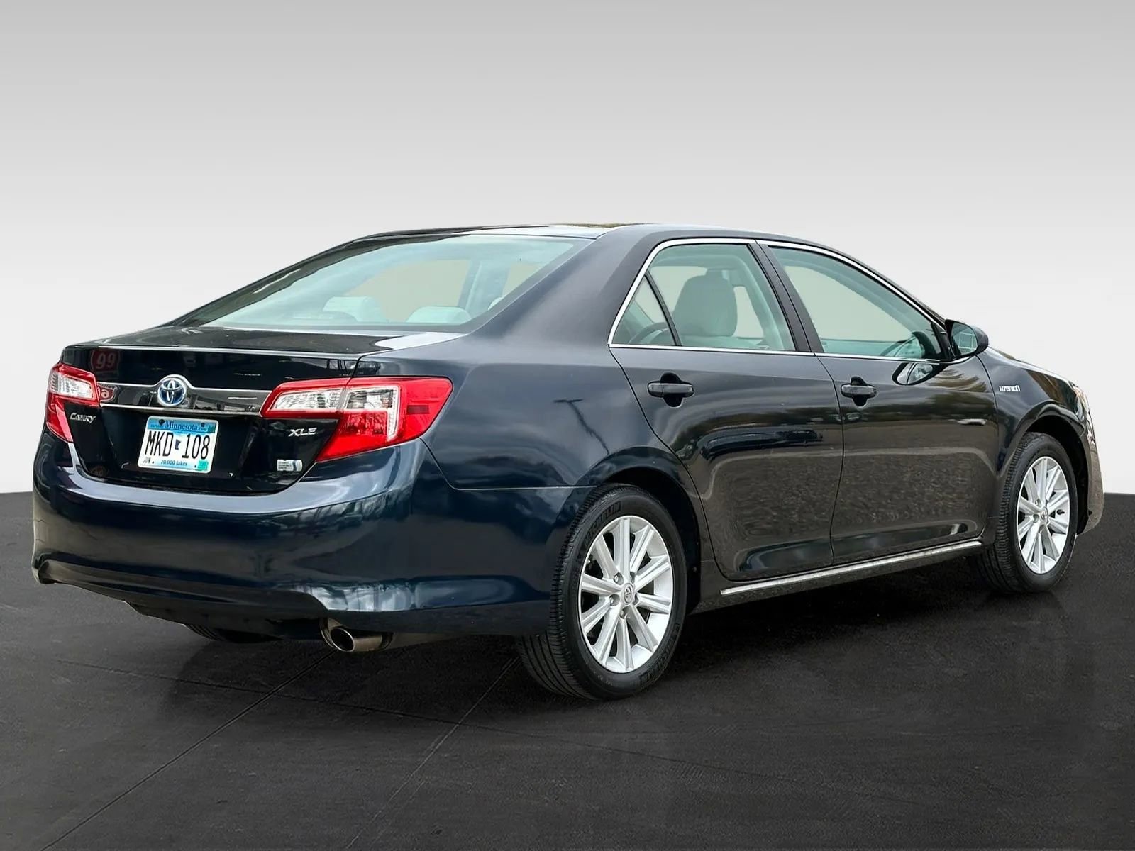 Used 2012 Toyota Camry XLE image 7
