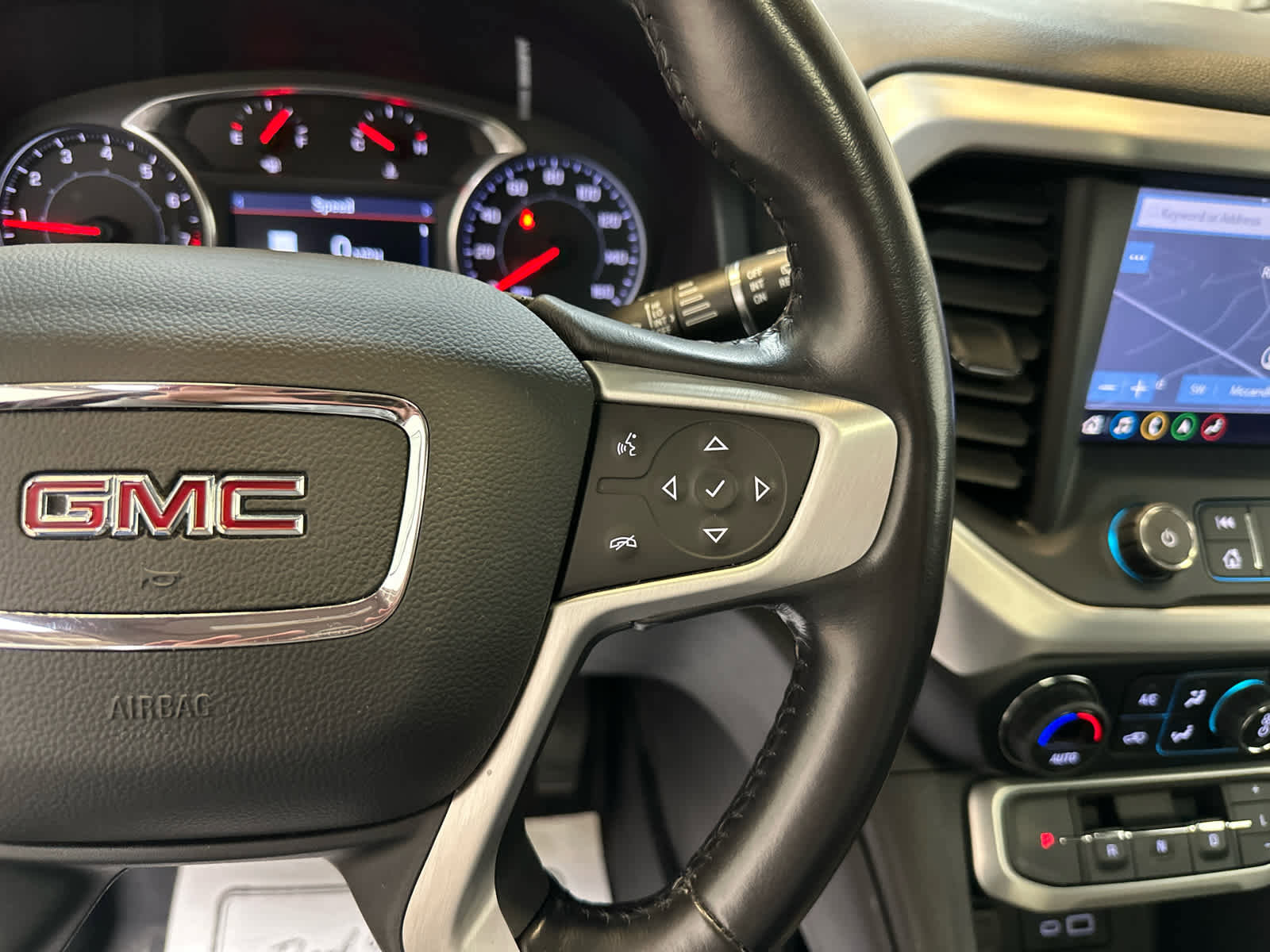 Certified 2021 GMC Acadia SLT w/ Premium Package image 22