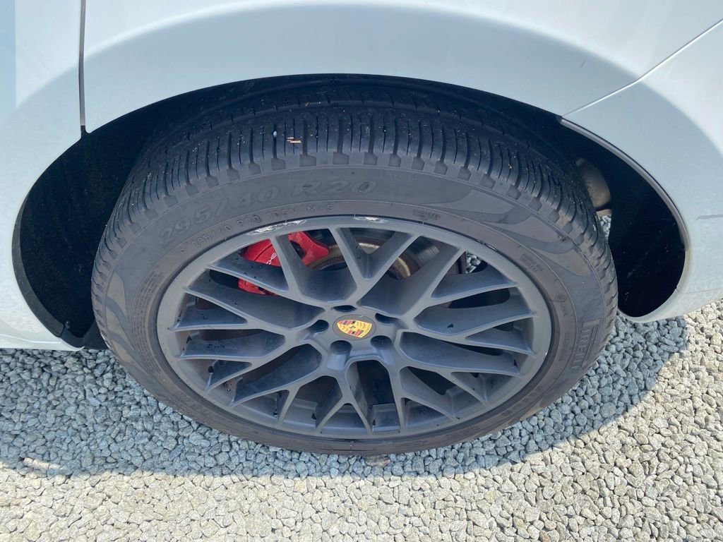 Used 2017 Porsche Macan GTS AWD/4WD image 26