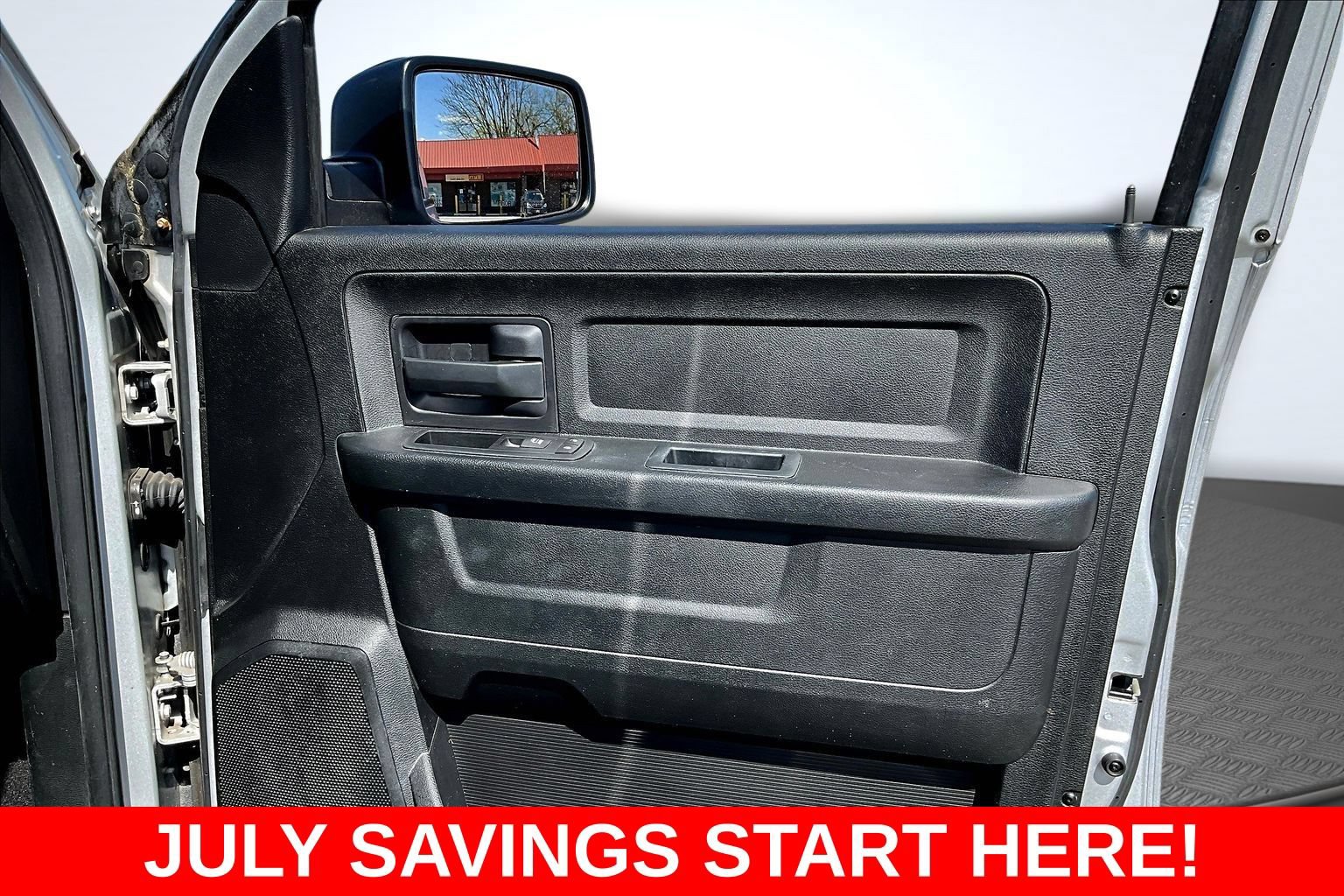 Used 2017 RAM 1500 Express AWD/4WD image 34
