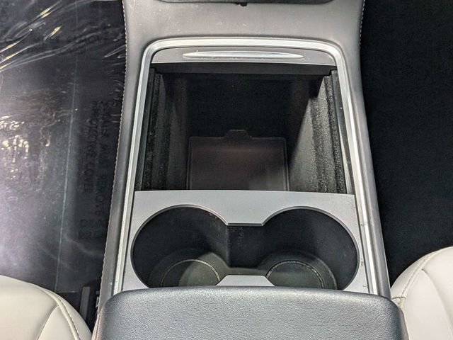 Used 2022 Tesla Model Y Performance image 12