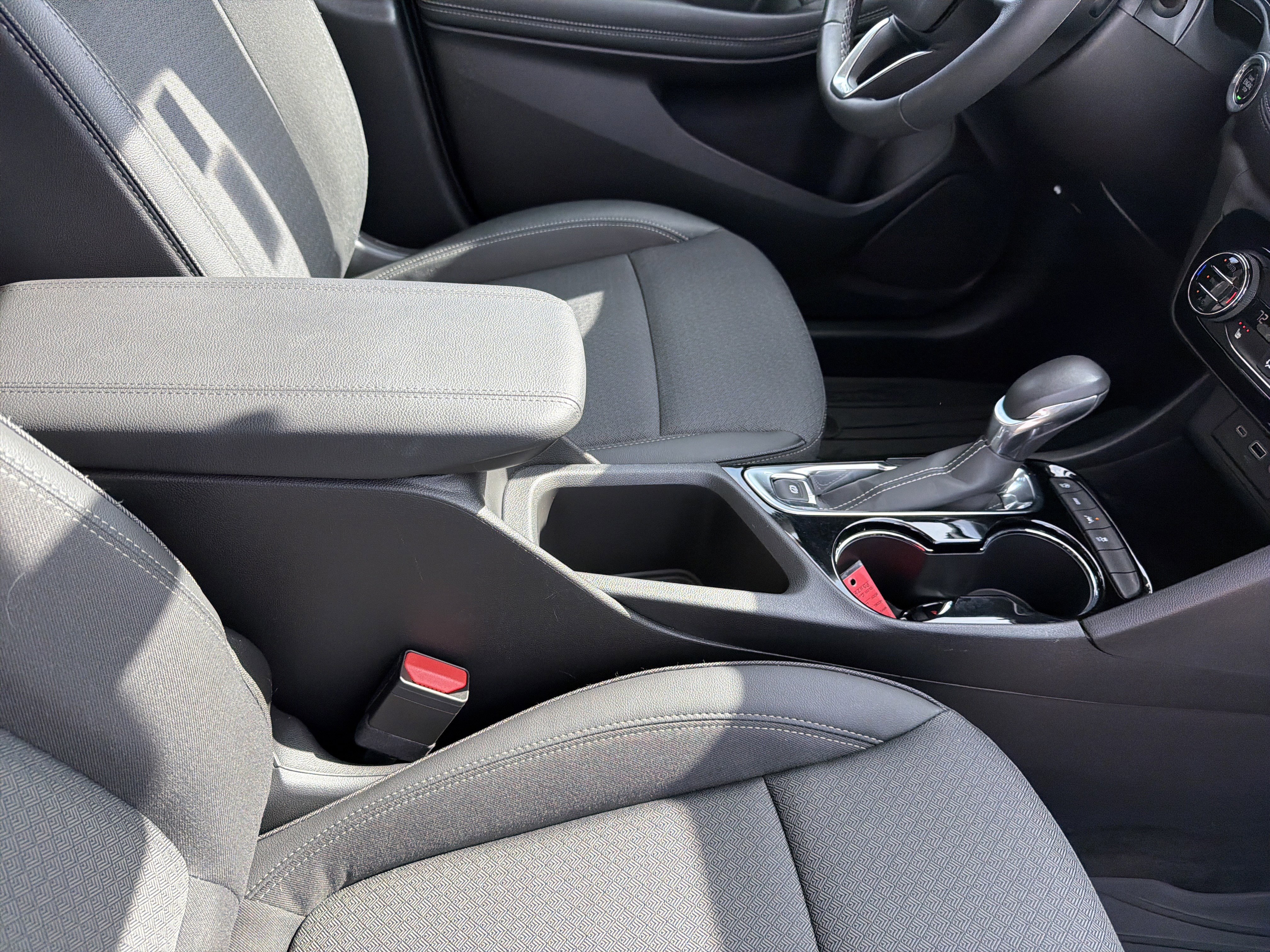 Used 2023 Buick Encore GX Select w/ Safety Package II AWD/4WD image 59