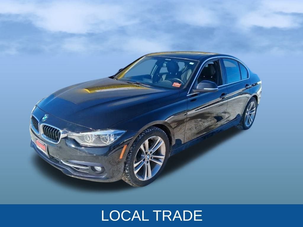 Used 2018 BMW 330i xDrive Sedan w/ Convenience Package image 3