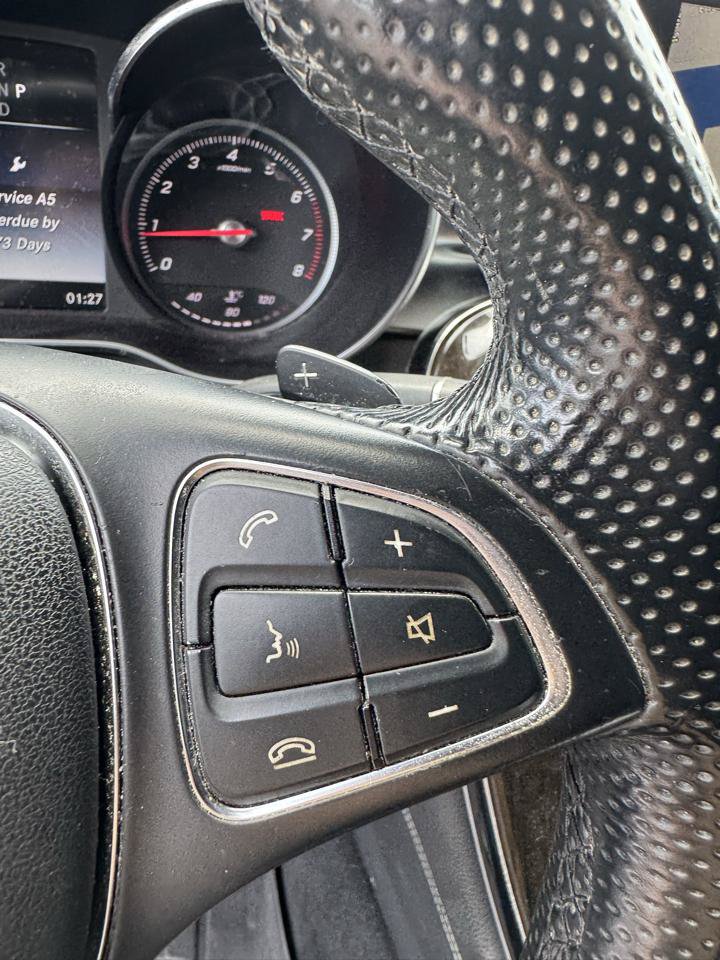 Used 2017 Mercedes-Benz GLC 300 4MATIC image 10