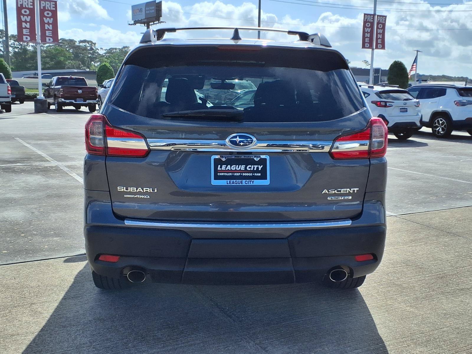Used 2021 Subaru Ascent Limited w/ Technology Package AWD/4WD image 6