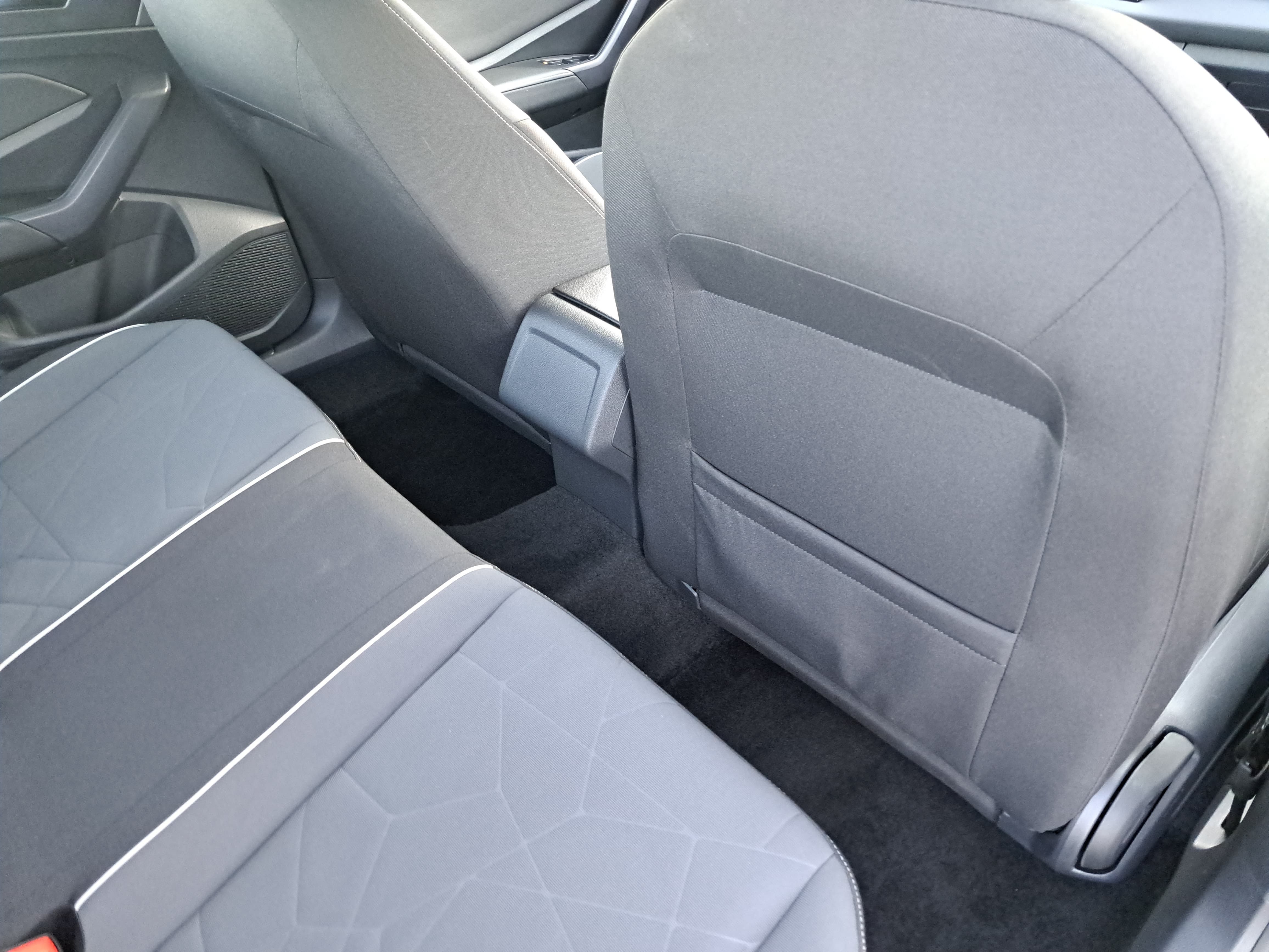 Certified 2025 Volkswagen Jetta Sport FWD image 11