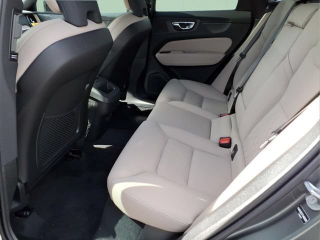 New 2026 Volvo XC60 B5 Plus w/ Climate Package AWD/4WD image 11
