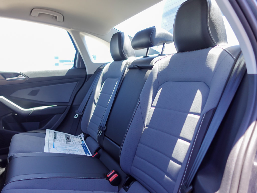New 2026 Volkswagen Jetta SE FWD image 23