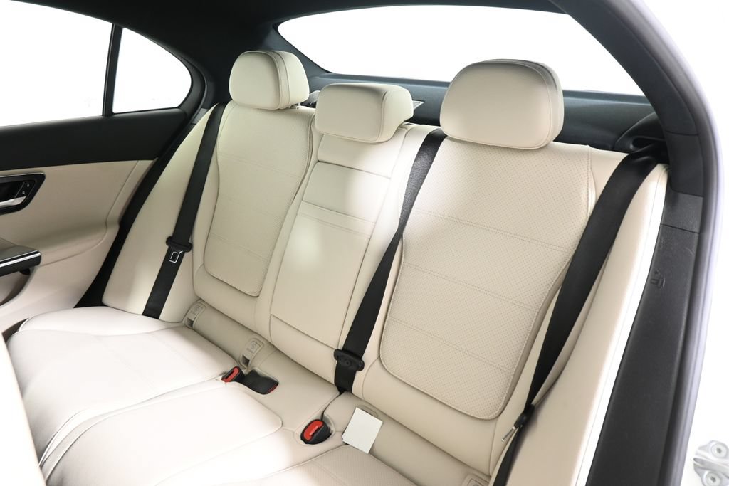 Certified 2023 Mercedes-Benz C 300 4MATIC Sedan image 4