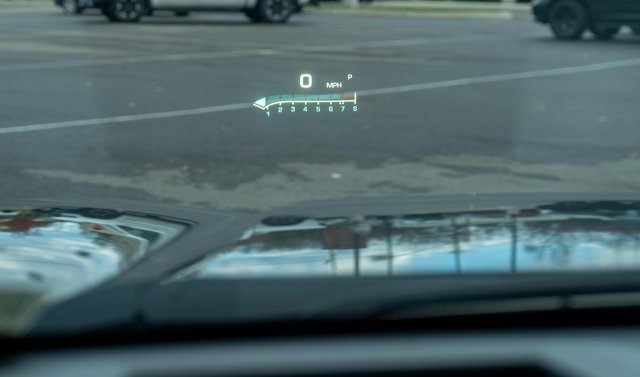 Used 2023 GMC Acadia Denali w/ Black Diamond Edition image 27