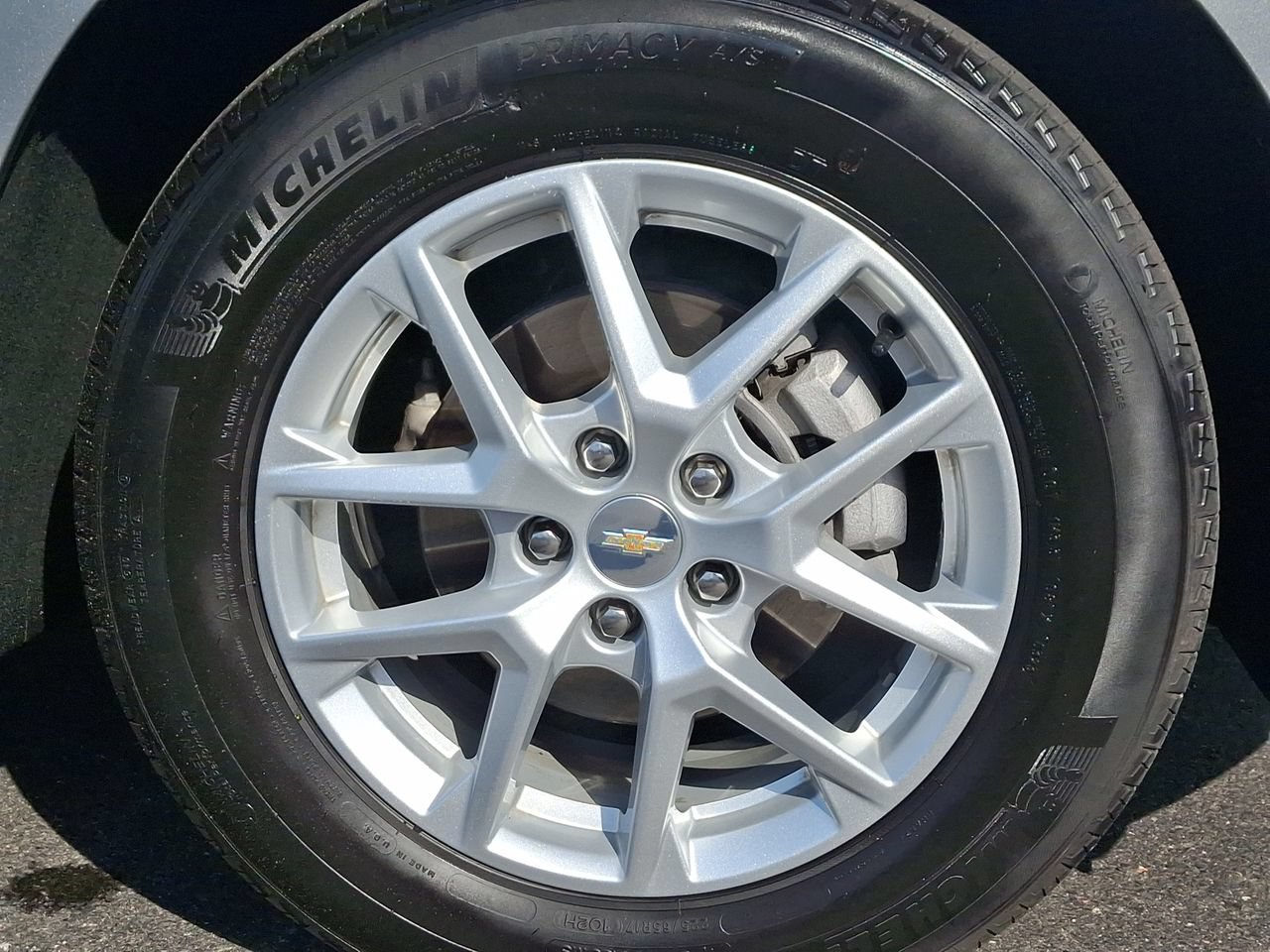 Certified 2023 Chevrolet Equinox LS FWD image 26