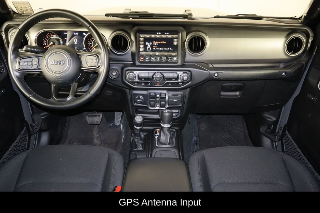 Used 2022 Jeep Gladiator Willys image 14