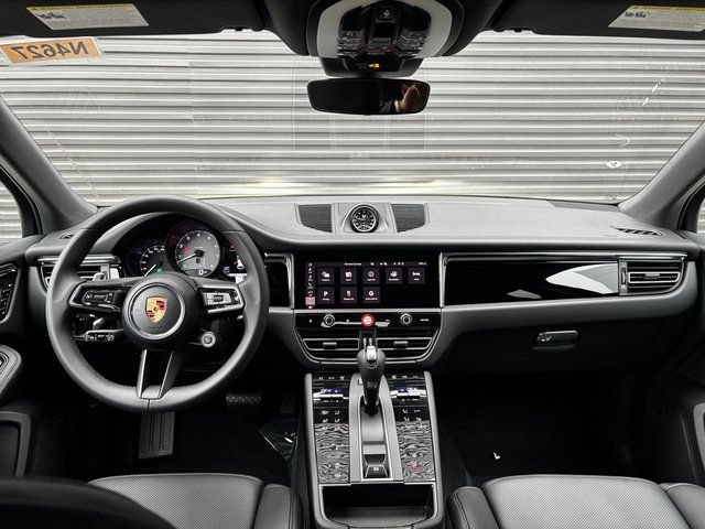 Certified 2026 Porsche Macan S AWD/4WD image 13