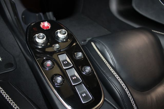 Used 2022 McLaren GT image 29