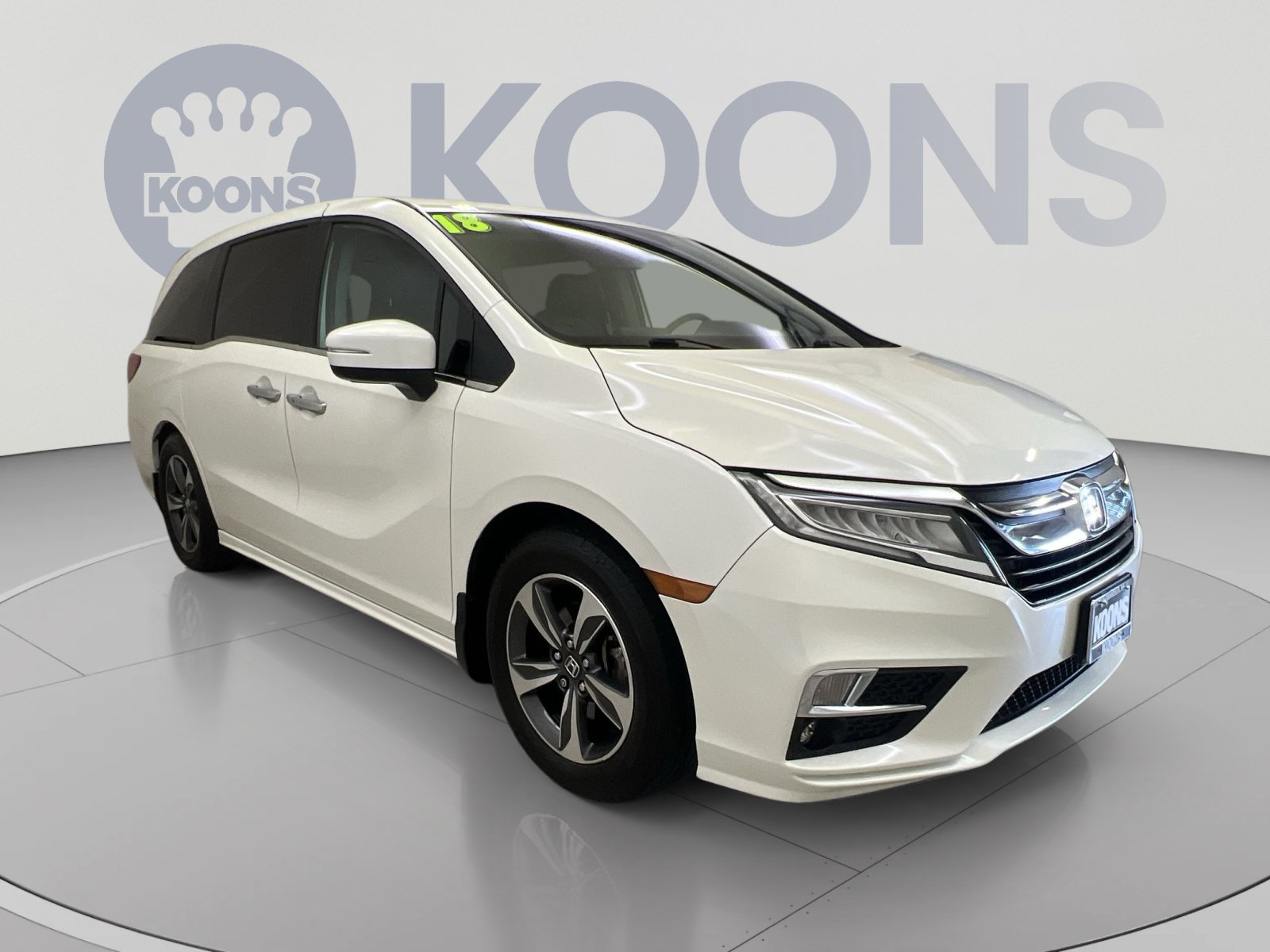 Used 2018 Honda Odyssey Touring image 2