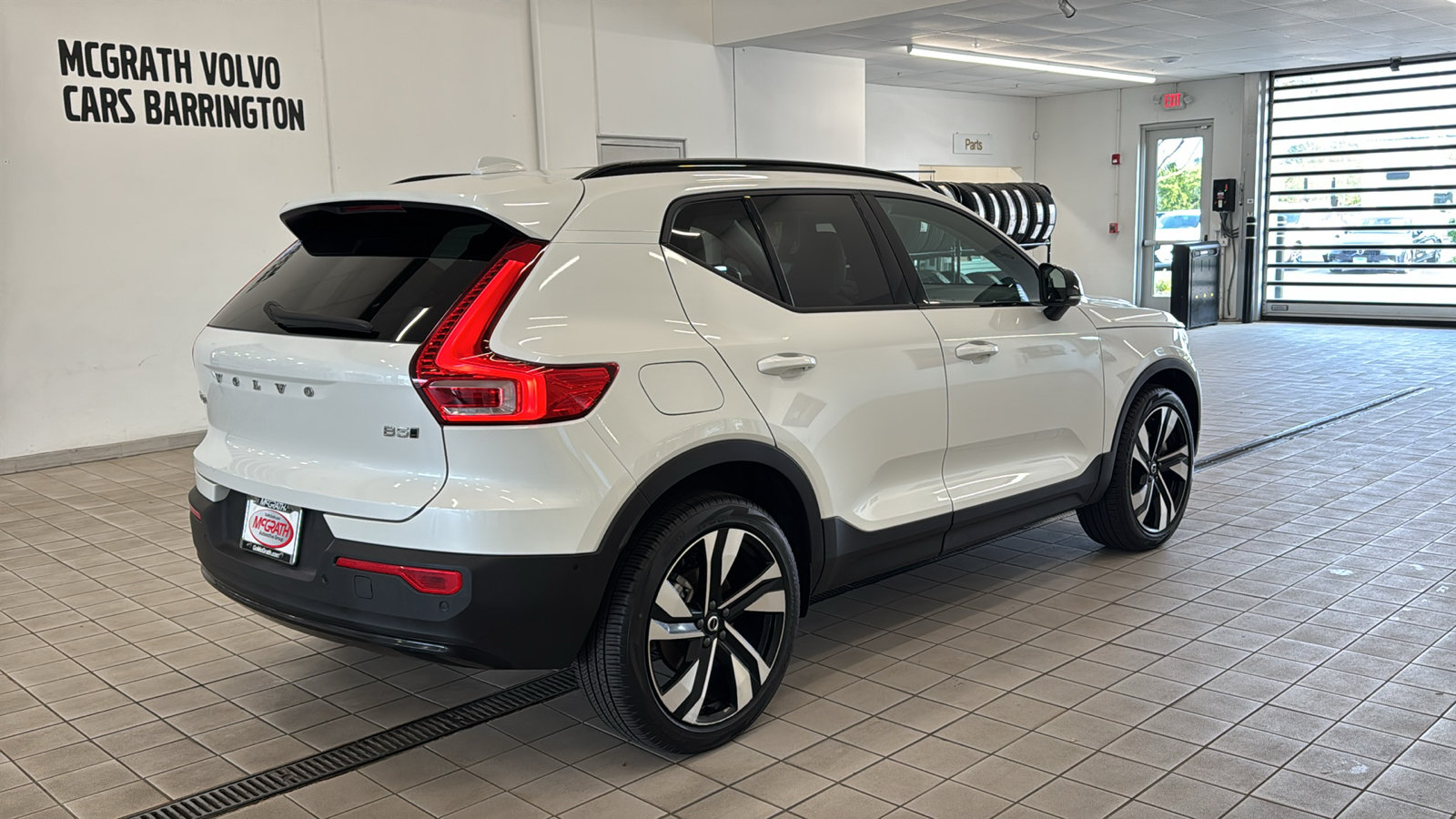 Used 2026 Volvo XC40 B5 Ultra w/ Protection Package Premier AWD/4WD image 5