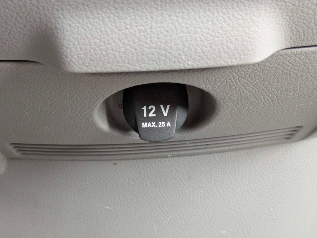 Used 2018 Mercedes-Benz Sprinter 144 Cargo image 24