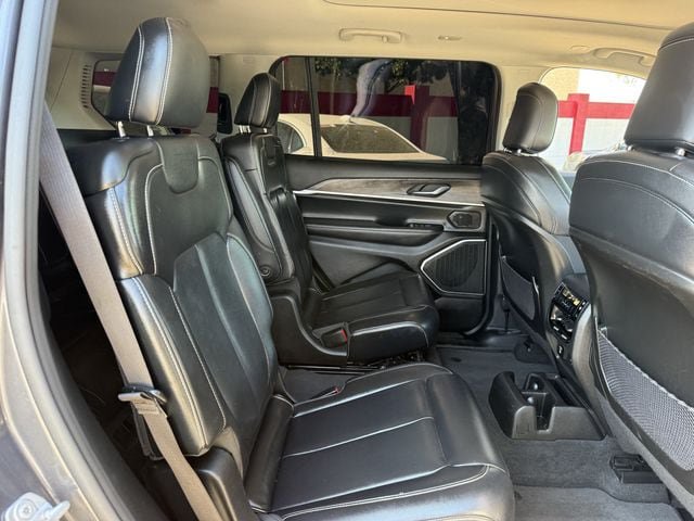 Used 2021 Jeep Grand Cherokee L Limited RWD image 32