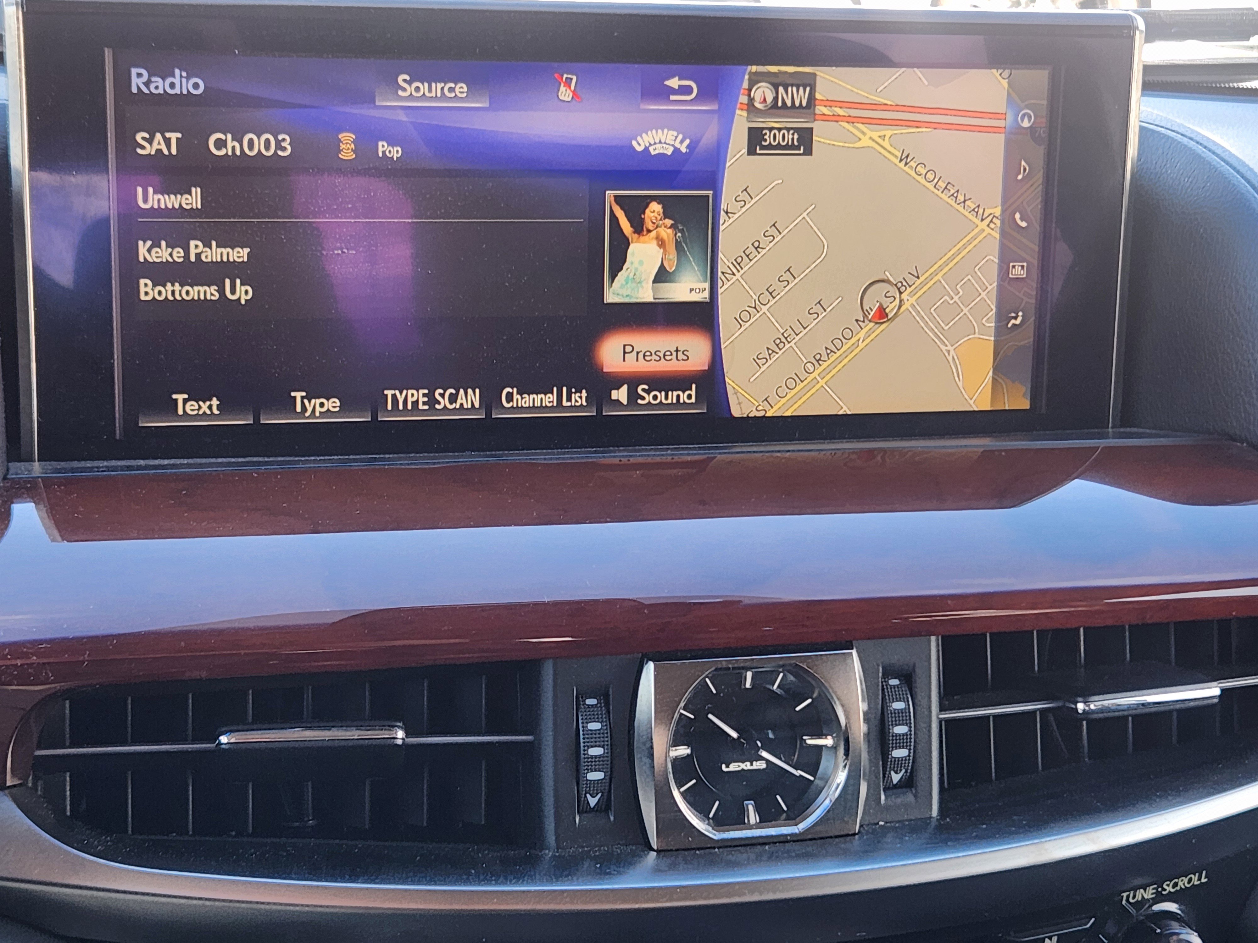 Used 2017 Lexus LX 570 4WD w/ Luxury Package image 29