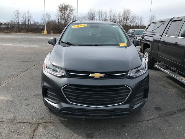 Used 2018 Chevrolet Trax LT w/ Sun & Sound Package image 16