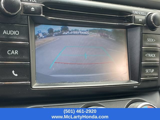 Used 2018 Toyota RAV4 LE FWD image 23