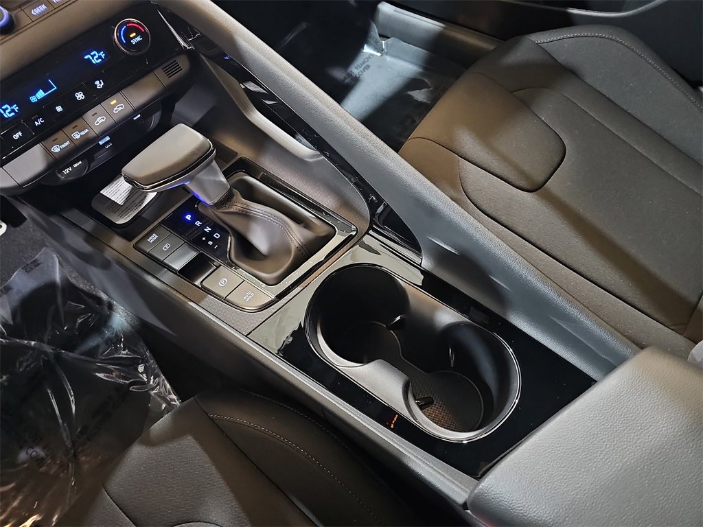 New 2026 Hyundai Elantra Sport image 23