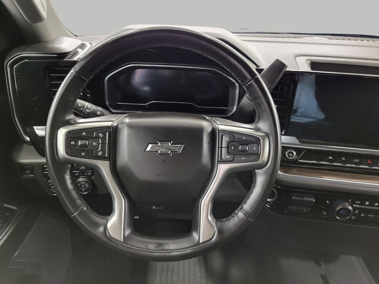 Used 2024 Chevrolet Silverado 1500 RST image 5