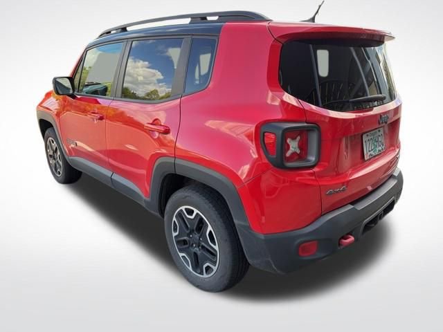 Used 2017 Jeep Renegade Trailhawk w/ Popular Equipment Group image 7