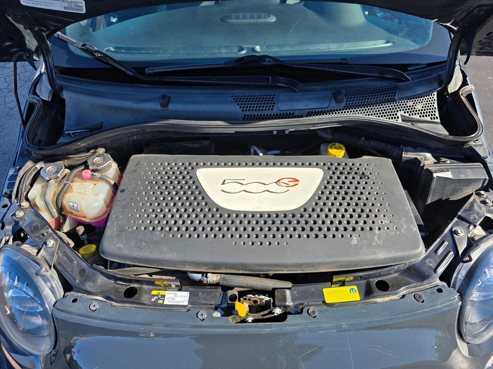 Used 2018 FIAT 500 e w/ Esport Package image 19