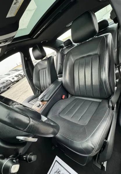 Used 2015 Mercedes-Benz CLS 550 w/ Premium Package image 19