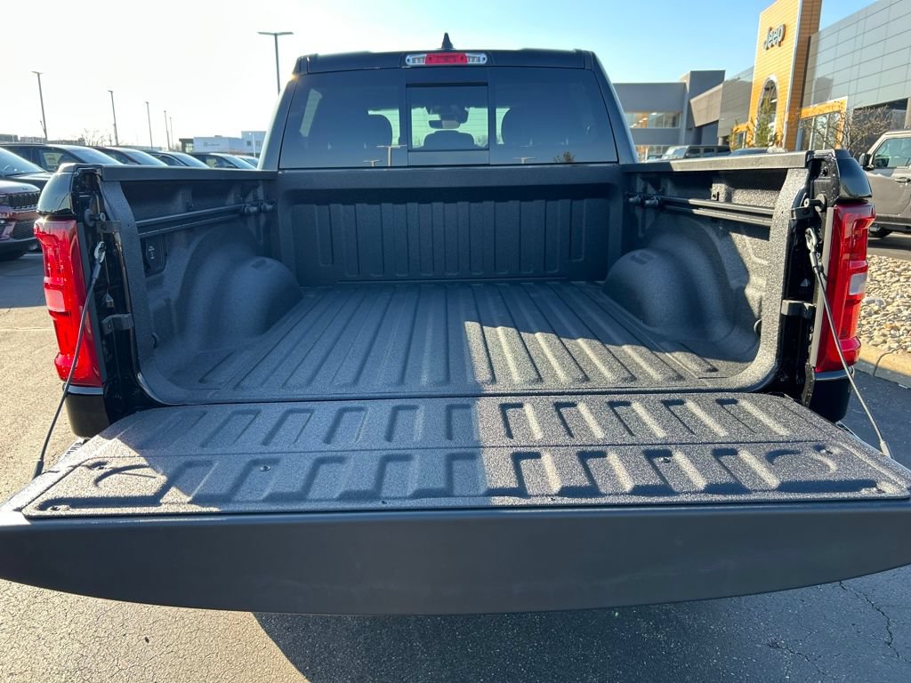 New 2026 RAM 1500 Big Horn AWD/4WD image 26