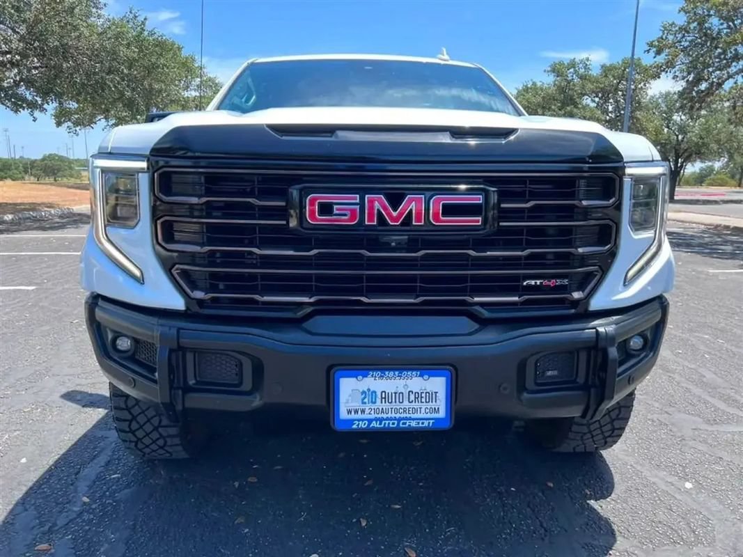 Used 2024 GMC Sierra 1500 AT4X AWD/4WD image 12