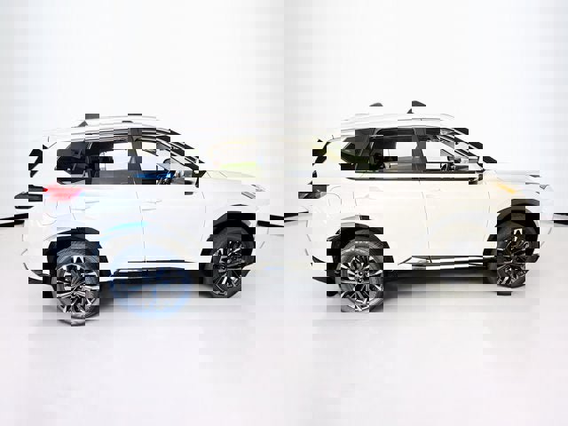 New 2026 Nissan Rogue Platinum image 4