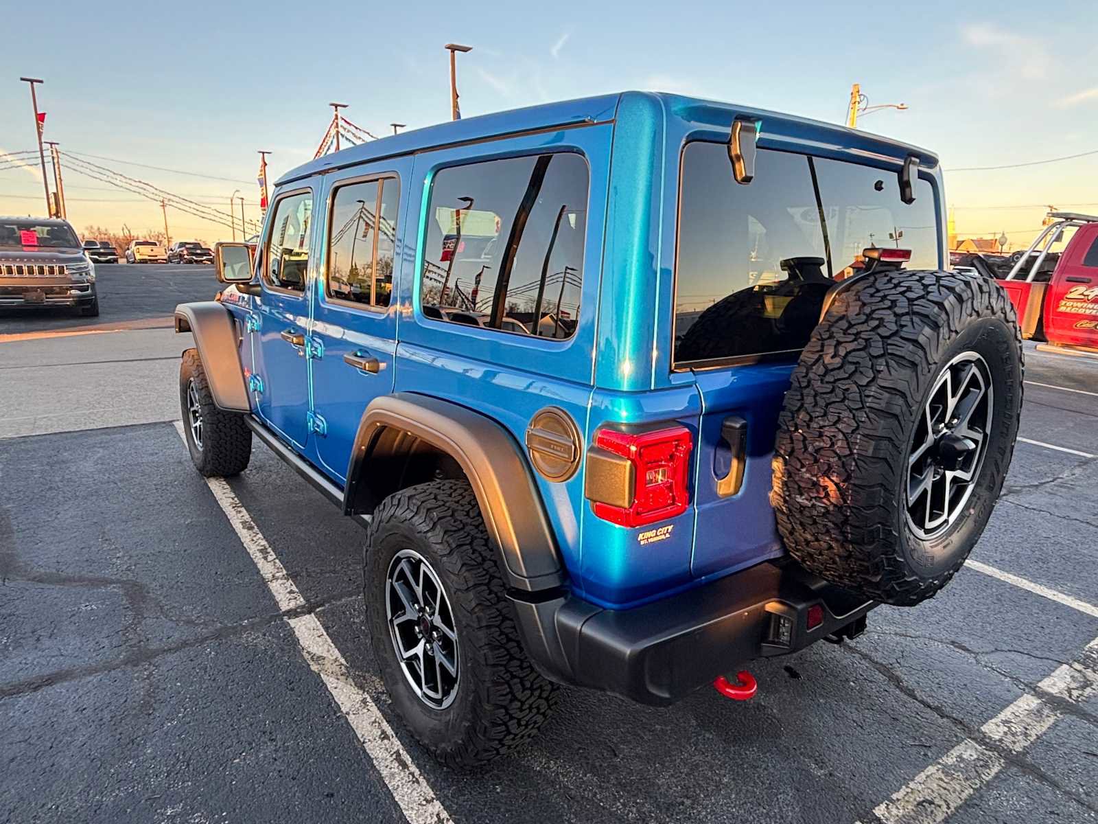 Used 2024 Jeep Wrangler Unlimited Rubicon image 4