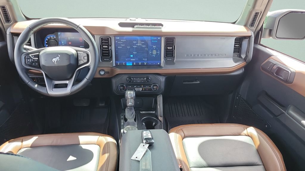 Used 2024 Ford Bronco Outer Banks image 23
