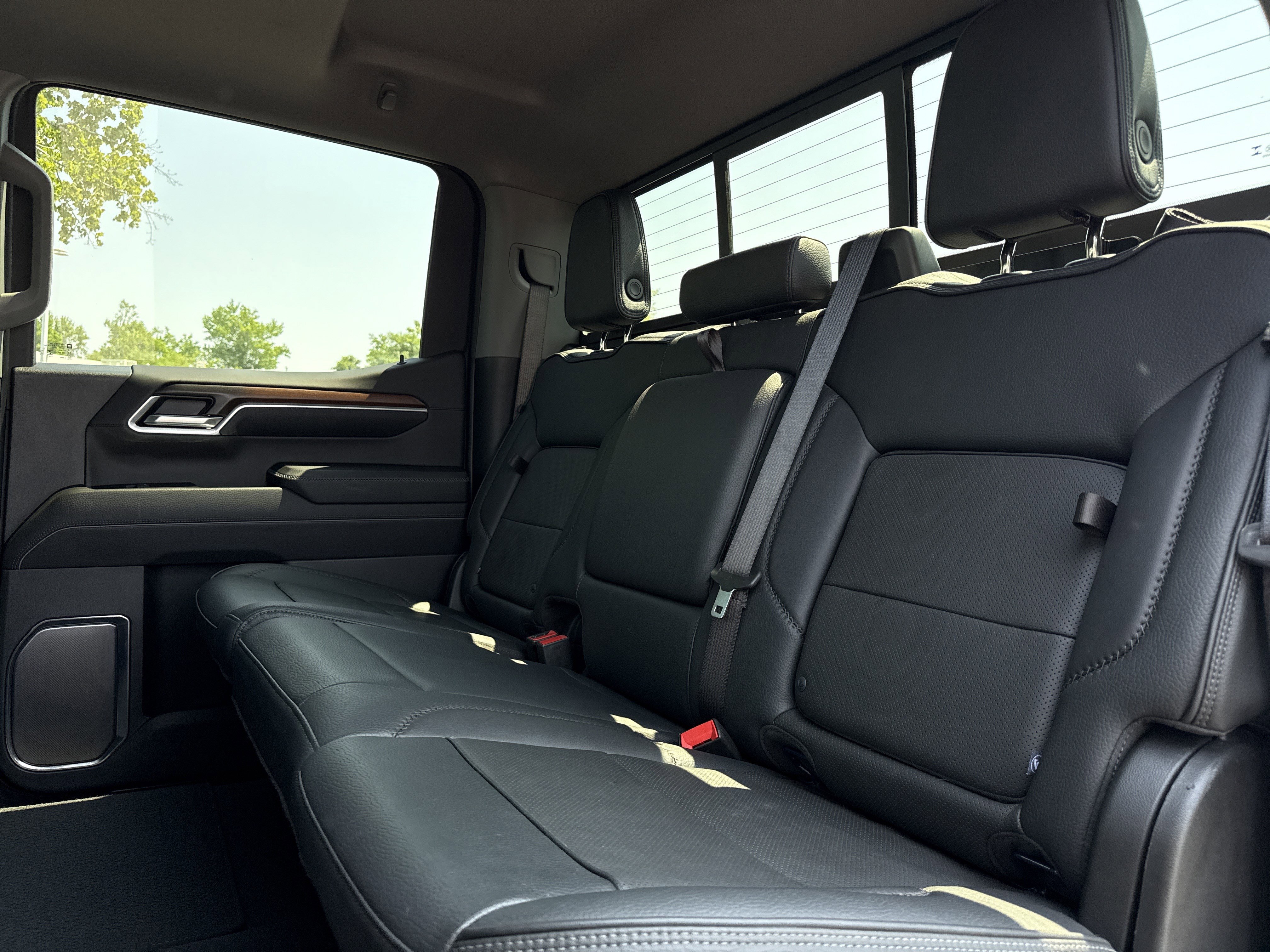 Used 2024 GMC Sierra 1500 Denali AWD/4WD image 31