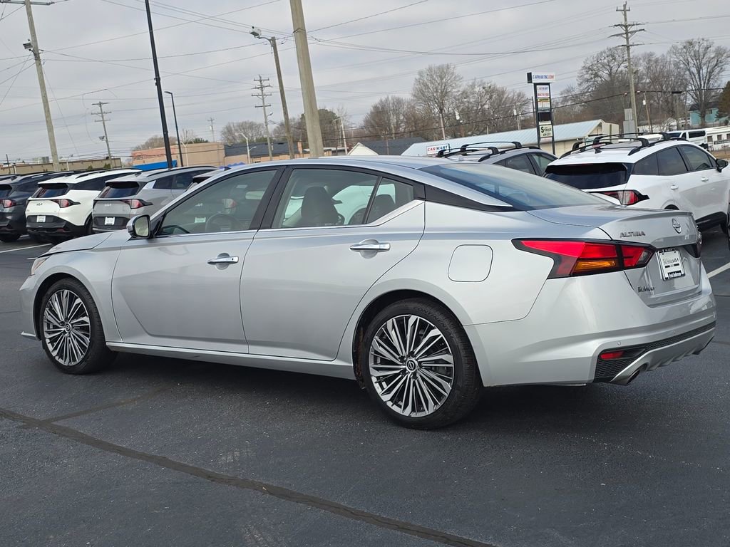 Used 2023 Nissan Altima 2.5 SL image 5
