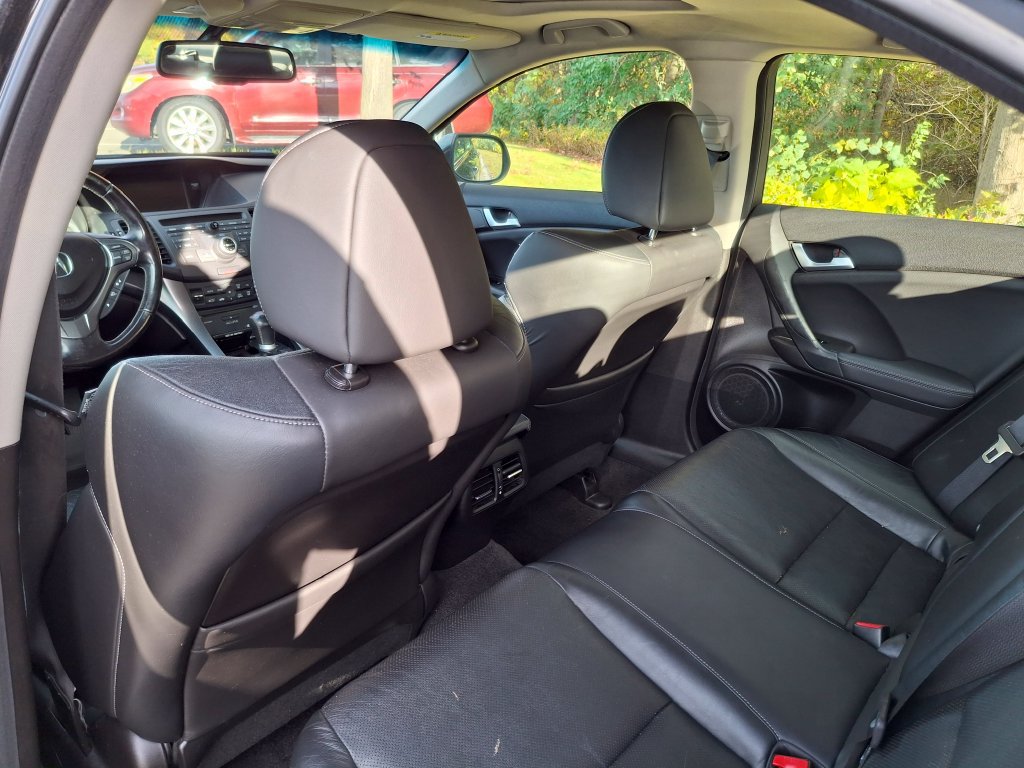 Used 2012 Acura TSX w/ Technology Package FWD image 9