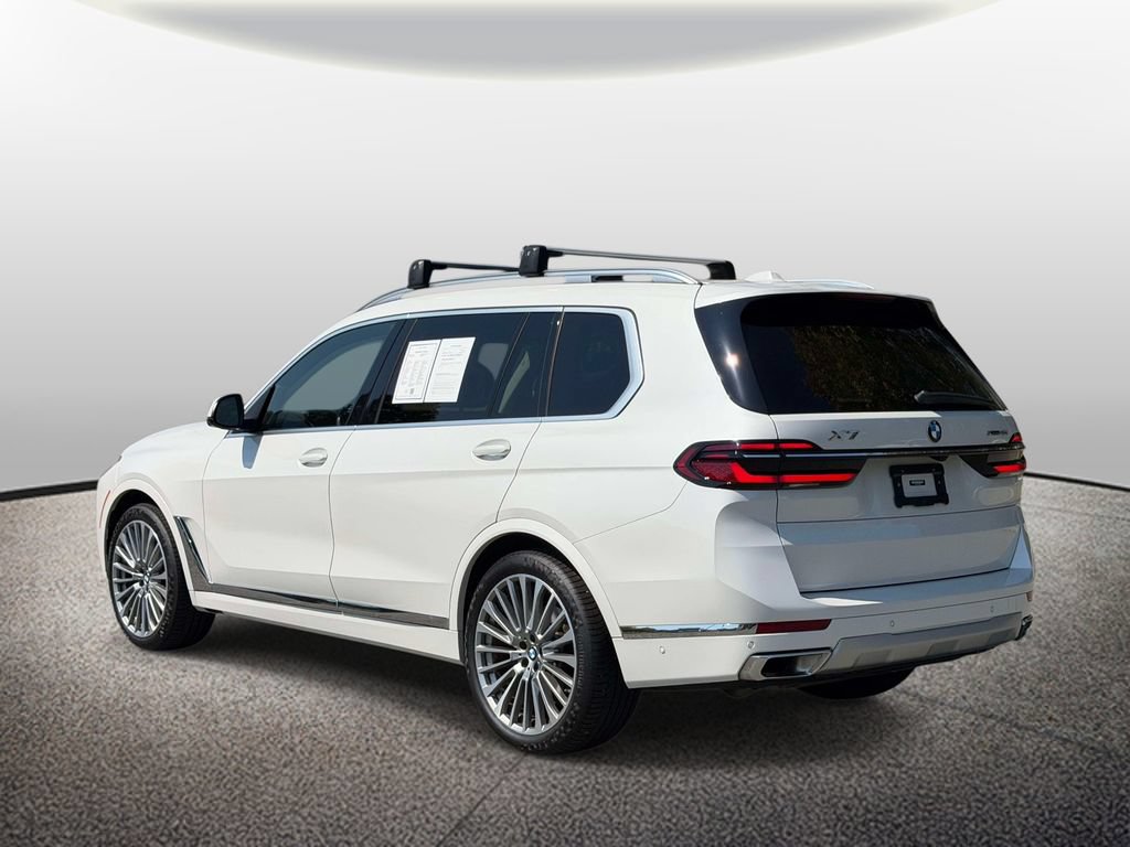 Used 2023 BMW X7 xDrive40i w/ Executive Package AWD/4WD image 4