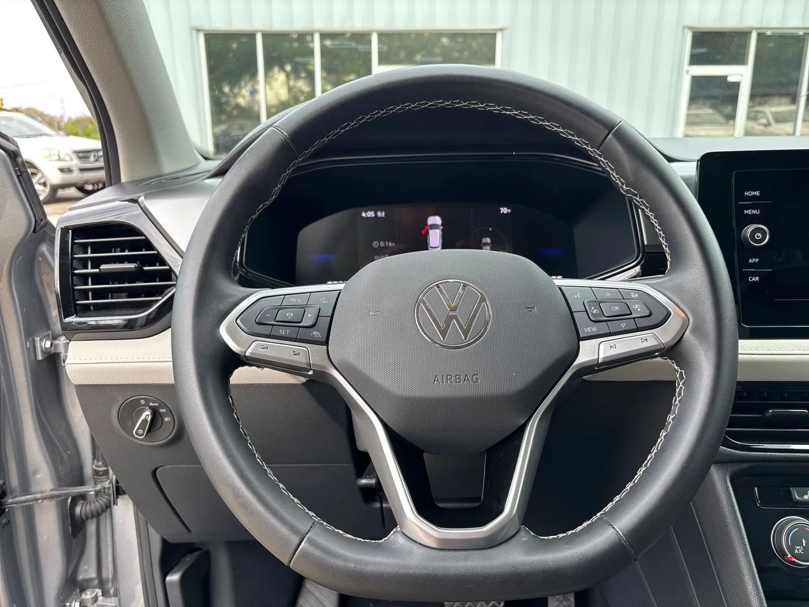 Used 2025 Volkswagen Taos S AWD/4WD image 14