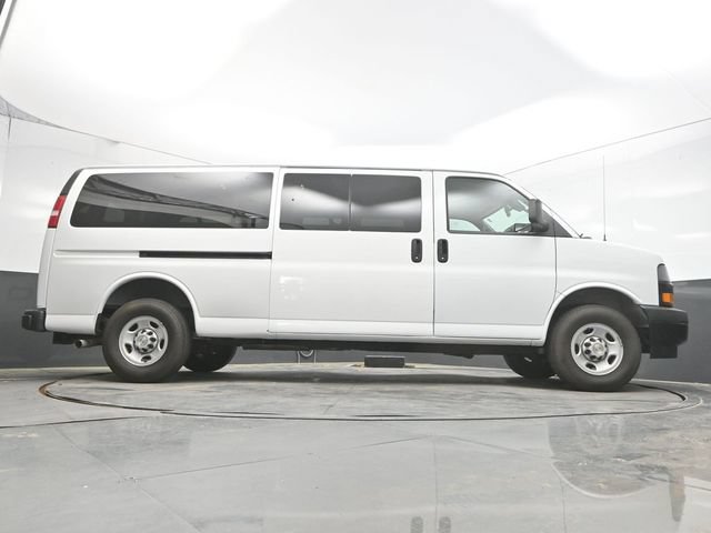 Used 2024 Chevrolet Express 3500 LS RWD image 39