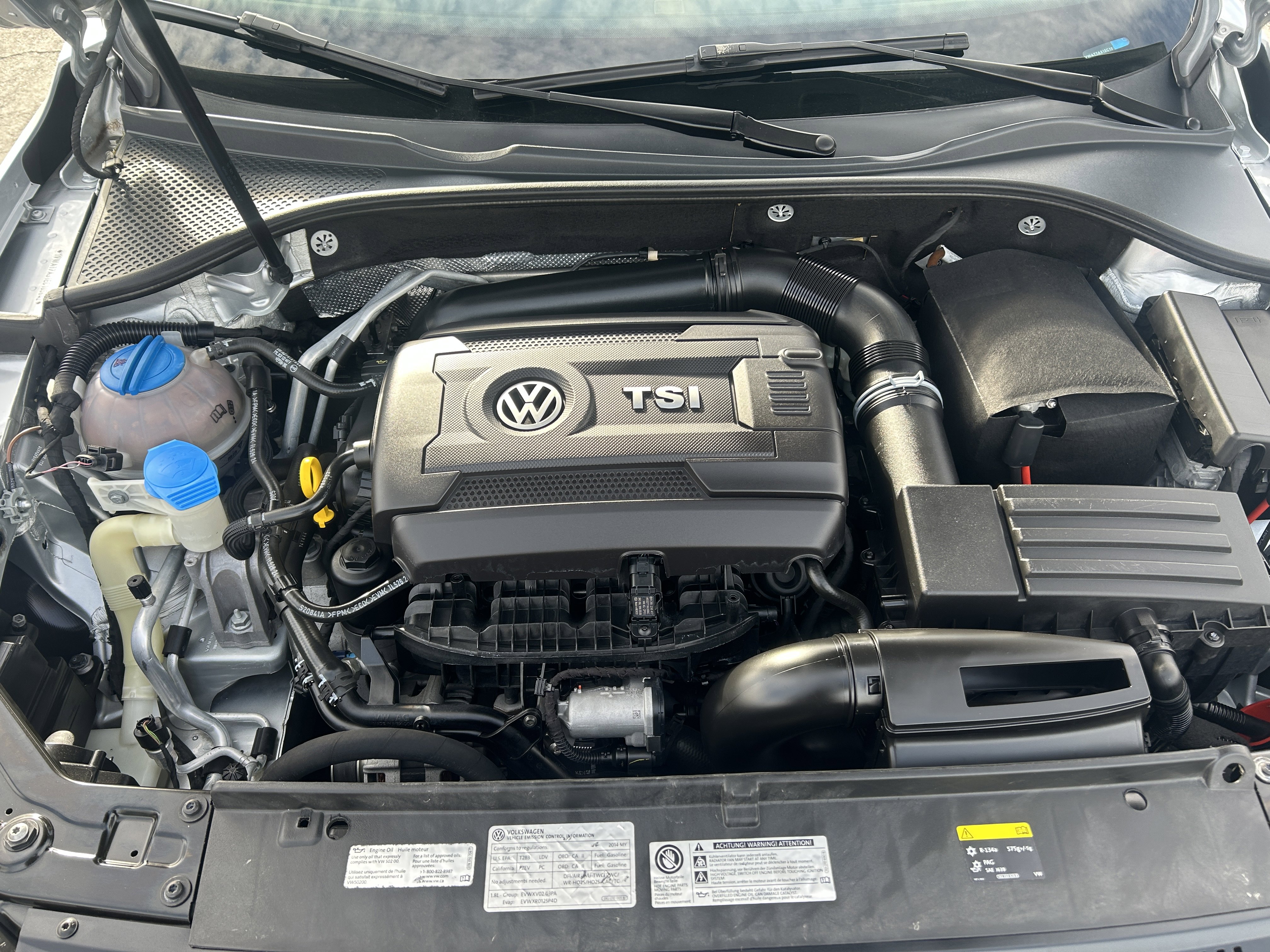 Used 2014 Volkswagen Passat 1.8T Wolfsburg Edition image 14