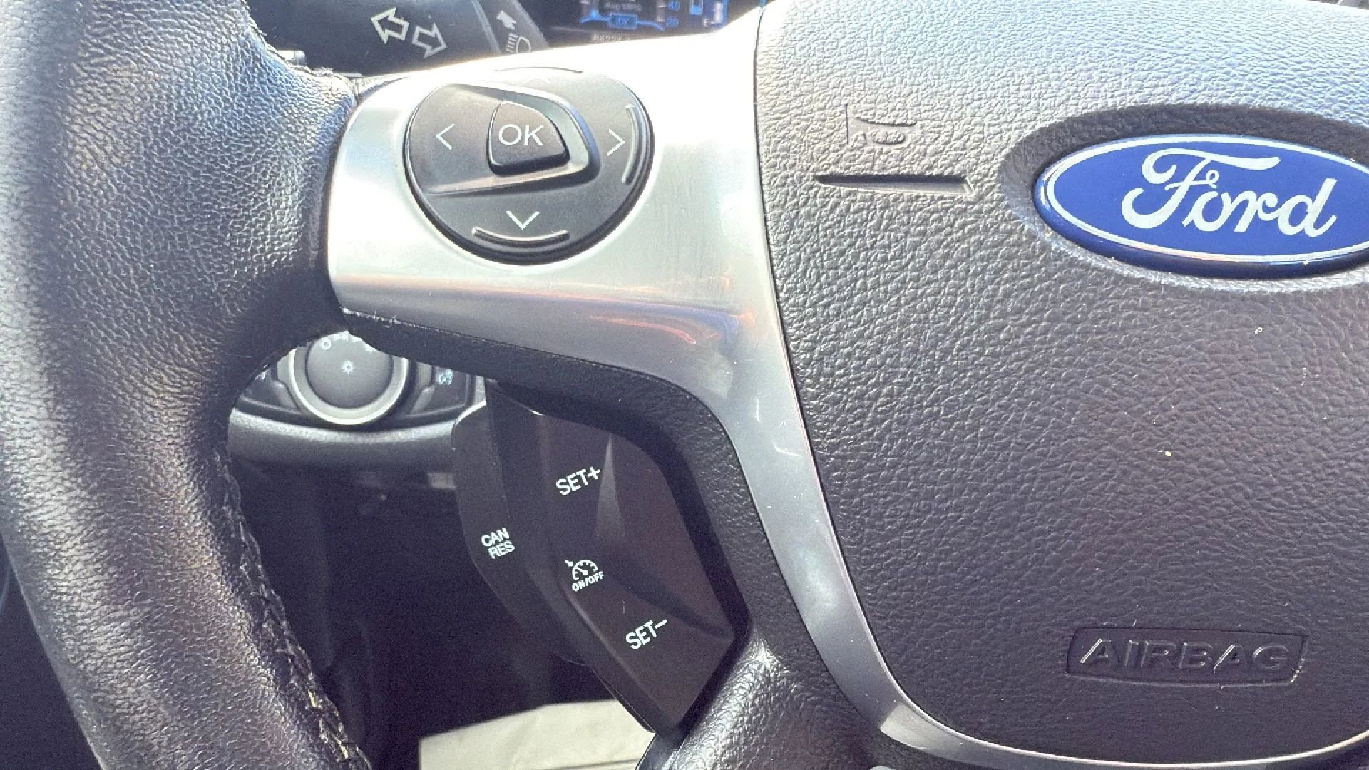 Used 2017 Ford C-MAX Energi SE image 12