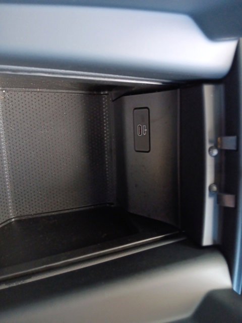 Certified 2025 BMW X5 xDrive40i w/ M Sport Package image 35