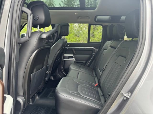 Used 2020 Land Rover Defender 110 HSE AWD/4WD image 14