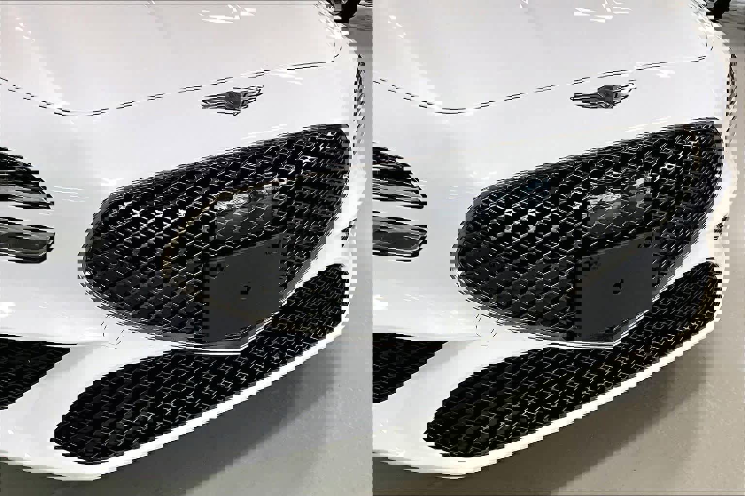 Used 2024 Genesis G70 2.5T w/ Sport Prestige Package image 30