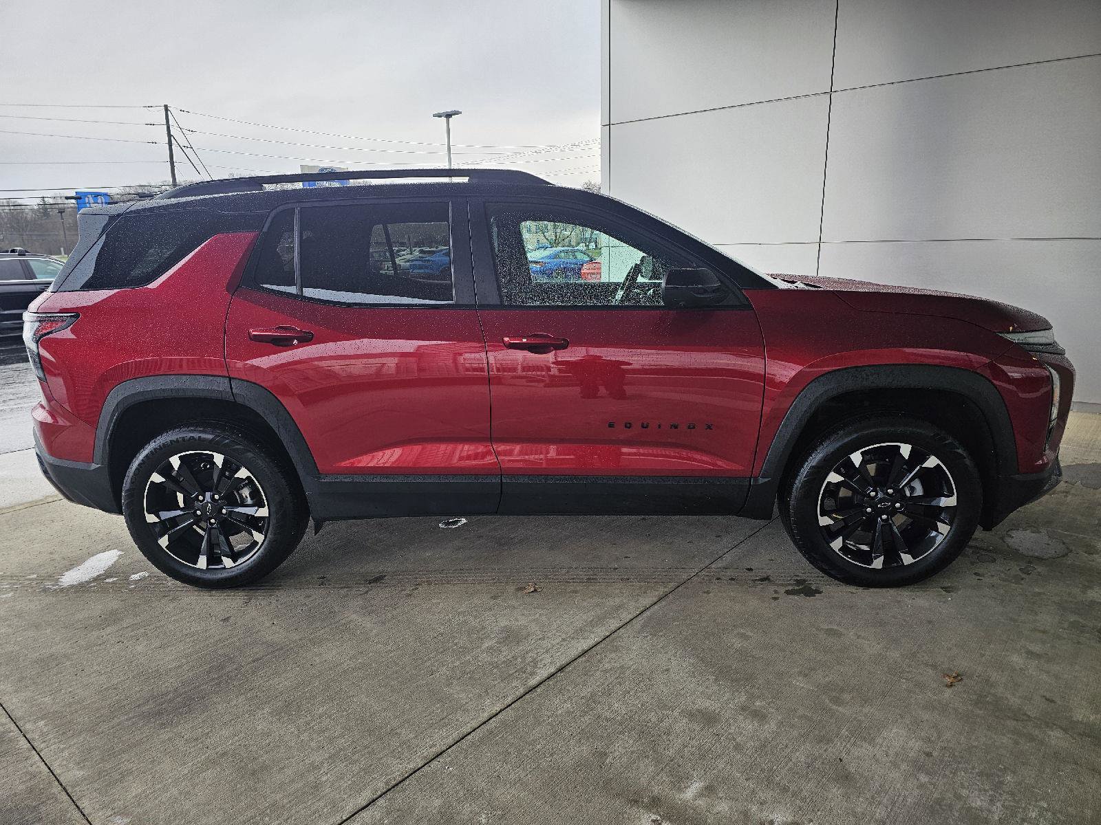 Used 2025 Chevrolet Equinox RS w/ Safety and Technology Package image 6