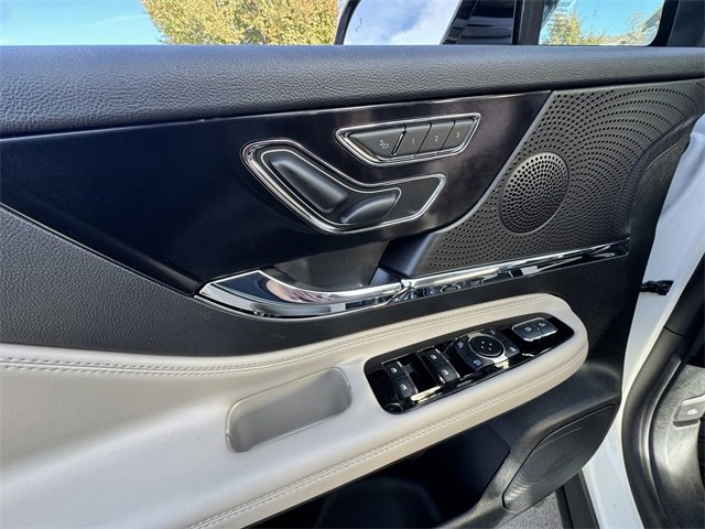 New 2026 Lincoln Corsair Premiere image 21