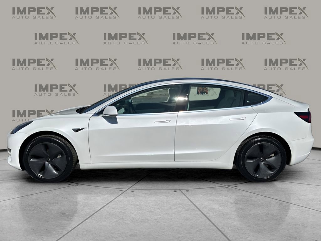 Used 2020 Tesla Model 3 Standard Range Plus image 2